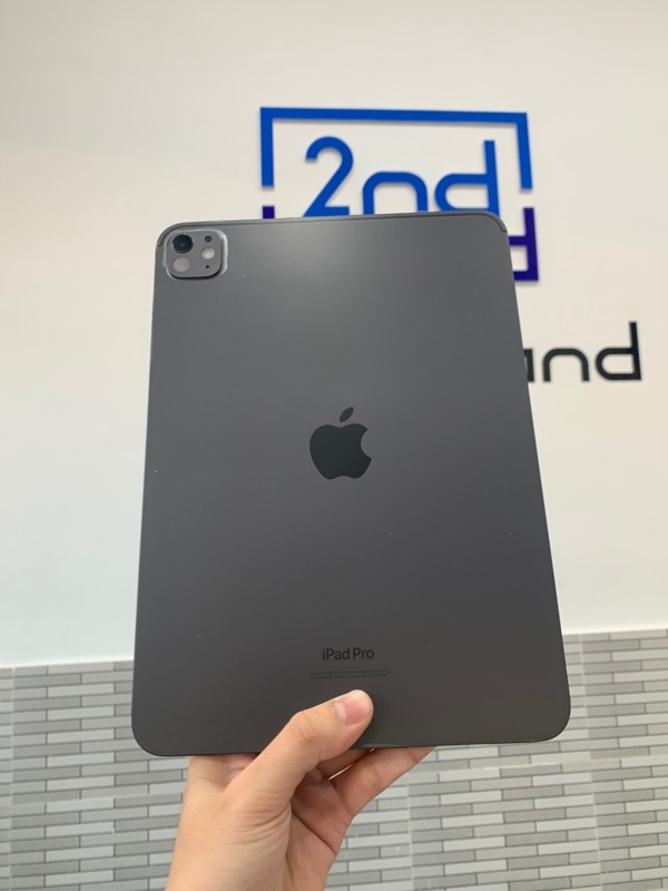 iPad Pro 11 inch M4 - LL/A - 256GB - Wifi - Màu xám - Pin 100% - Ngoại hình: 98% - Fullbox