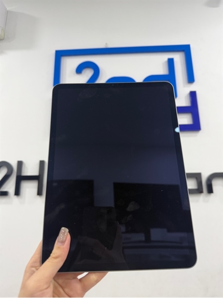 iPad pro 11 inch thế hệ 4 - Chip M2 - LL/A - IOS 18.4.1 - Wifi - 128GB - Màu bạc - Pin 100% - Ngoại hình 98% - FullBox 3