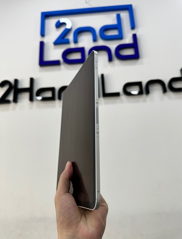 iPad Pro 11inch (2018) 4G - J/A - 64GB - IOS 18.6 - Pin 88% - Màu bạc - Ngoại hình 97% - Body