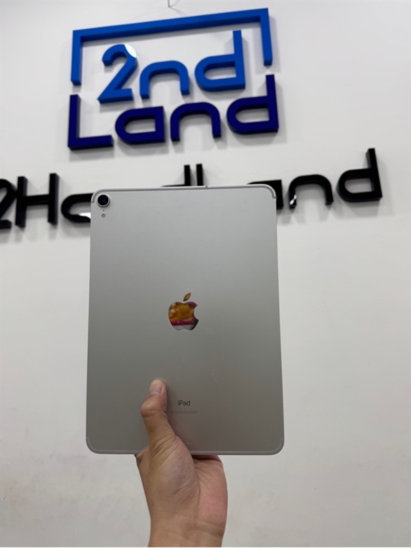 iPad Pro 11inch (2018) 4G - Mã N - 2J/A - 64GB - IOS 17.4.1 - Pin 94% - Màu bạc - Ngoại hình 97% - Body