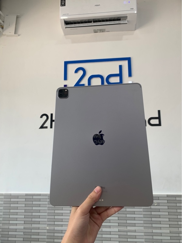 iPad Pro 12.9 inch gen 6 M2 2020 - ZA/A - 128GB - Wifi - Màu bạc - Pin 85% - Ngoại hình: 98% - Body
