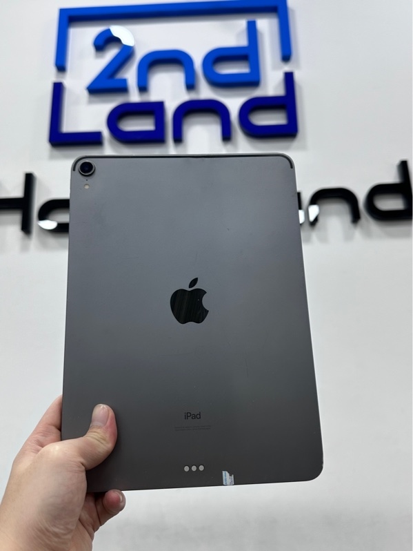 iPad Pro 2018 (11 inch) WiFi - LL/A - 64GB - IOS 26.6.2 - Pin 100% thay new - Màu xám - Ngoại hình 97% - Body