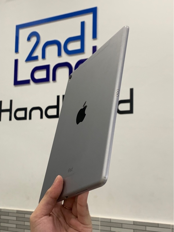 iPad Pro 9.7 inch - J/A - 32GB - LTE - Màu xám - Pin 98% - Ngoại hình: 97% - Màn trầy - Body