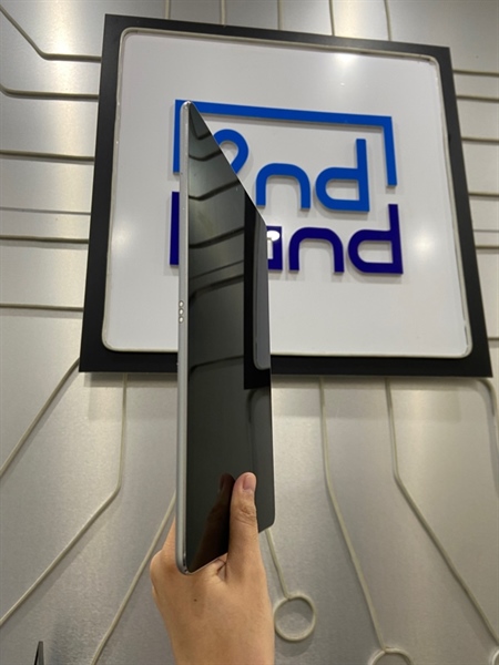 iPad Pro 9.7 inch - LL/A - 128GB - Bản Wifi - Pin 83% - Màu xám - Ngoại hình: 98% - Màn ám hồng viền - Body 3