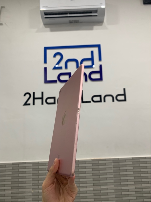 iPad Pro 9.7 inch - LL/A - 32GB - Wifi - Màu hồng - Pin 100% - Ngoại hình: 97% -màn phản quang - Body
