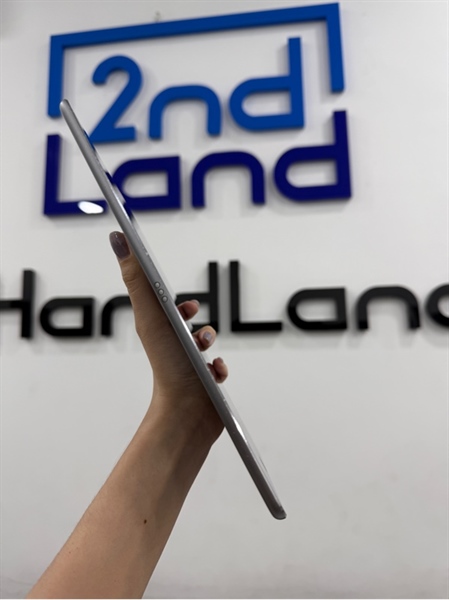 iPad pro 9.7 - LL/A - IOS 16.7.2 - Bản 4G - 128GB - Màu xám - Pin 95% - Ngoại hình 98% - Màn hồng nhẹ , mặt lưng hằn ốp - Kèm sạc 1