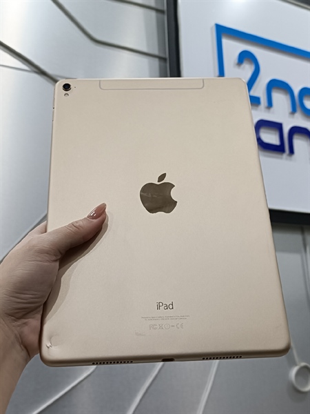 iPad Pro 9.7inch - 128GB - Bản 4G - J/A - ios 12.1 - Màu Gold - Ngoại hình 96% - Cấn lưng - Pin 98%