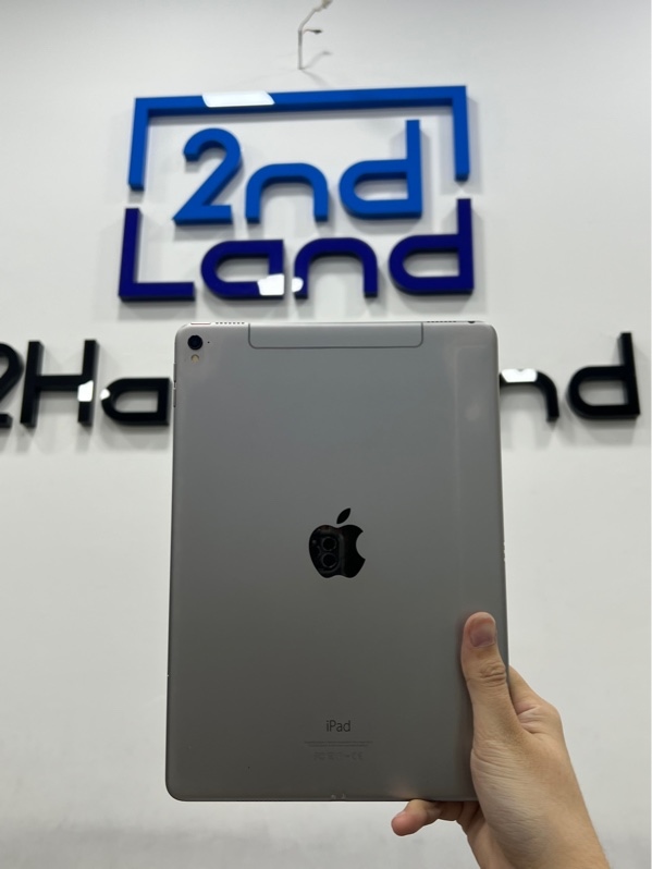 iPad Pro 9.7inch 4G - LL/A - 256GB - IOS 16.7.6 - Pin 100% - Màu xám - Ngoại hình 97% - Màn ám viền hồng - Body