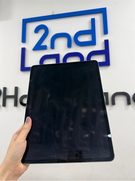 iPad Pro Gen 3 2018 - 12.9 inch - J/A - IOS 18.6.2 - 4G - 256GB - Màu xám - Pin thay 100% - Ngoại hình 97% - Màn ám vàng , hở sáng , màn trầy , viền trầy cấn - Body 2