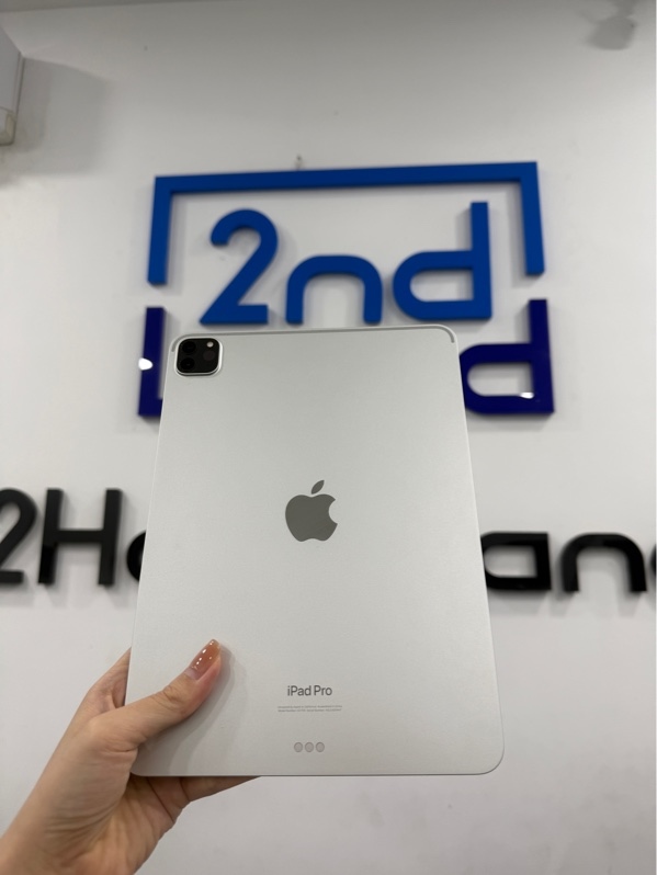 iPad Pro Gen 4 11inch - LL/A - ios 16.1.1 (20B101) - Wifi - 128GB - Màu bạc - Pin 93% - Ngoại hình 97% - Kèm Box