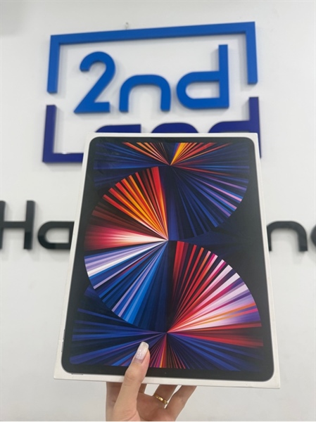 iPad Pro Gen 5 - 12.9 inch - ZA/A - IOS 18.6.2 - Wifi - 128GB - Màu xám - Pin 82% - Ngoại hình 97% - Màn ám hồng rõ , bầm màn , chết pixel , hở sáng - Kèm Box