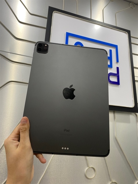 iPad Pro M1 11 inch - ZA/A - 256GB - IOS 18 - Bản 4G - Pin 100% - Màu đen - Ngoại hình: 99% - FullBox 1