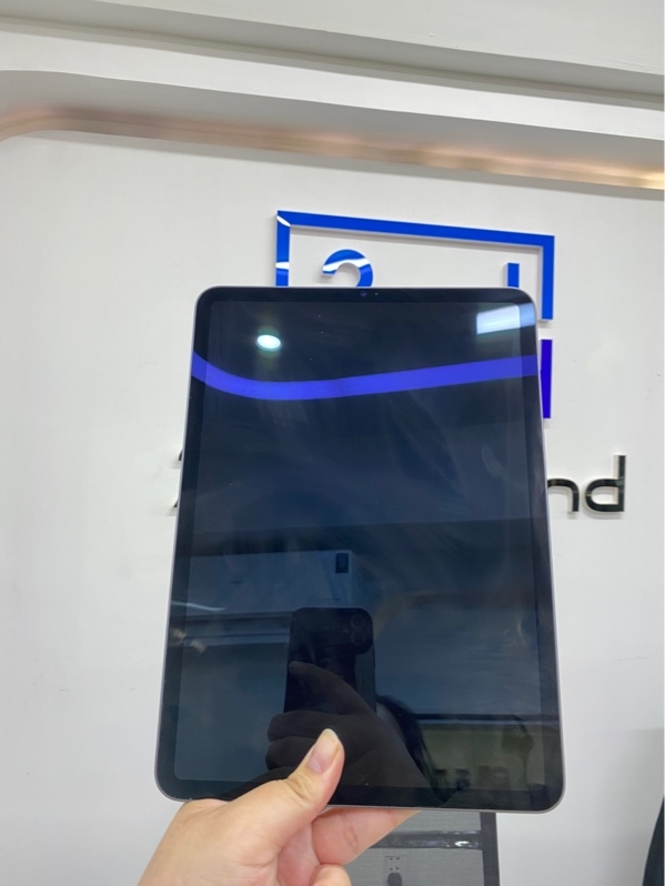 iPad Pro M1 - 11inch - J/A - IOS 26.1 - 256gb - Wifi - Màu xám đậm - Pin 90% - Ngoại hình 97% - Màn ám vàng - Body