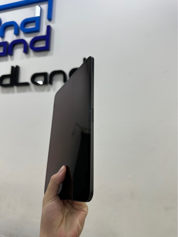 iPad Pro M4 11 inch (2024) Wifi - ZA/A - 256GB - IOS 26.3 - Pin 100% 50 lần sạc - Màu xám - Ngoại hình 98% - Kèm box