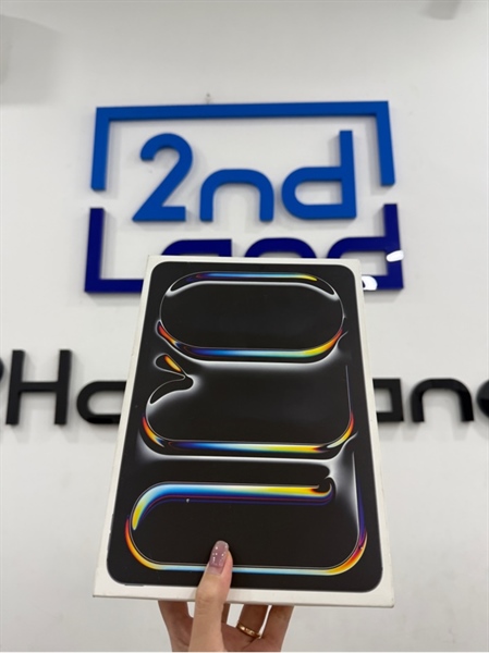 iPad pro M4 11inch - LL/A - IOS 26.1 - 5G - 256GB - Màu xám - Pin 100% chu kì sạc 36 lần - Ngoại hình 98% - Màn xước nhẹ - Kèm Box