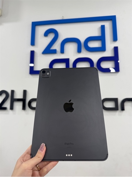 iPad pro M4 11inch - LL/A - IOS 26.1 - 5G - 256GB - Màu xám - Pin 100% chu kì sạc 36 lần - Ngoại hình 98% - Màn xước nhẹ - Kèm Box 1