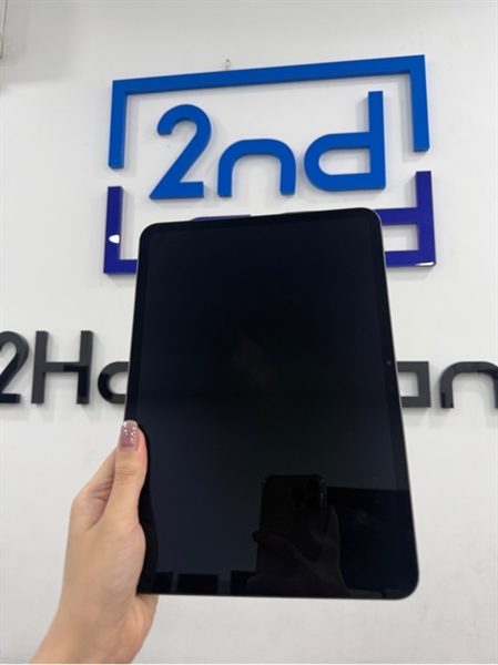 iPad pro M4 11inch - LL/A - IOS 26.1 - 5G - 256GB - Màu xám - Pin 100% chu kì sạc 36 lần - Ngoại hình 98% - Màn xước nhẹ - Kèm Box 3