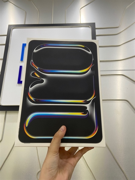 iPad Pro M4 11inch - ZA/A - 256GB - IOS 26 - Bản Wifi - Pin 100% - Chu kì sạc 8 lần - Màu đen - Ngoại hình: 98% - FullBox - Còn bảo hành Apple tới 28/9/2026
