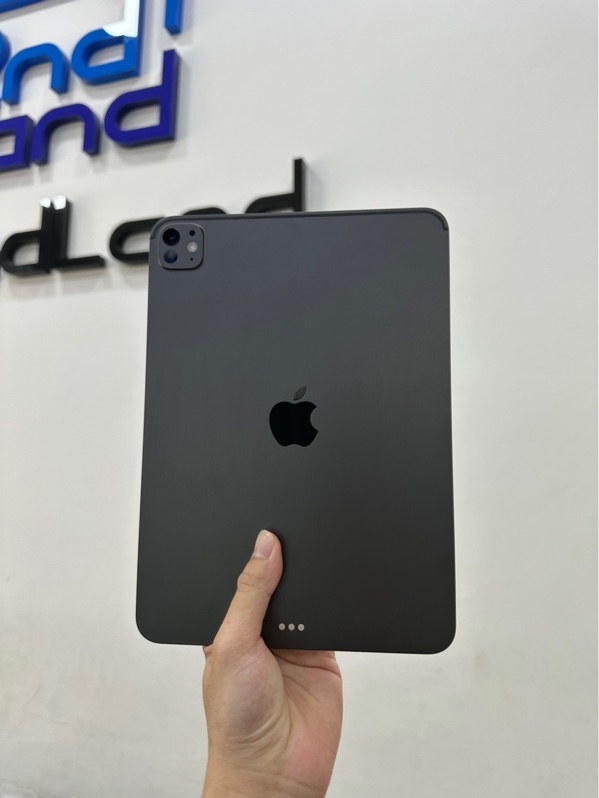 iPad Pro M5 11inch Wifi - ZA/A - 256GB - IOS 26.1 - Pin 100% (13 lần sạc) - Màu xám - Ngoại hình 98% - Kèm box