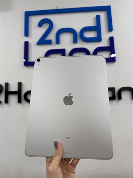 iPad Pro thế hệ 3 - 12.9 inch - LL/A - IOS 18.5 - Bản 4G - 512GB - Màu bạc - Pin 89% - Ngoại hình 97% - Viền ám vàng , sườn cong , cấn góc - Kèm sạc