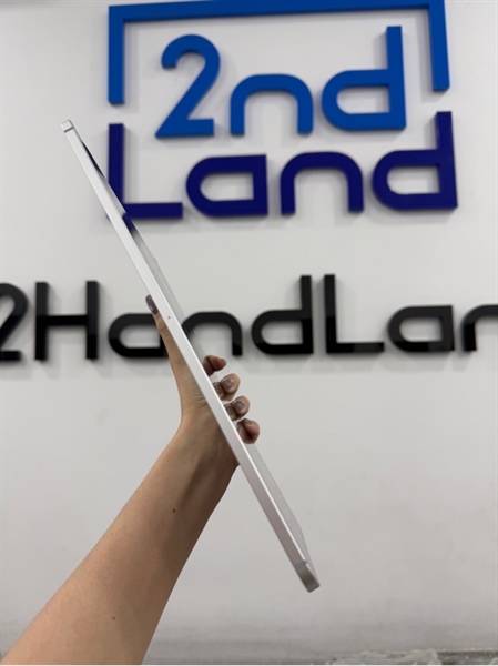 iPad Pro thế hệ 3 - 12.9 inch - LL/A - IOS 18.5 - Bản 4G - 512GB - Màu bạc - Pin 89% - Ngoại hình 97% - Viền ám vàng , sườn cong , cấn góc - Kèm sạc 1