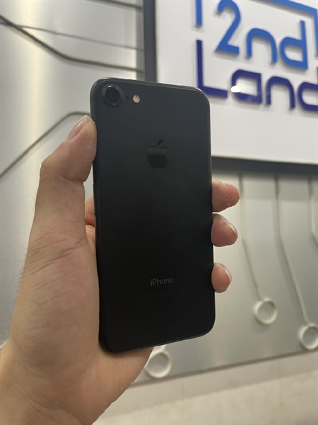 iPhone 7 - 32GB - LL/A - ios 13.1.2 - Màu Đen - Ngoại hình 98% - phản quang, màn ám - Pin 83%