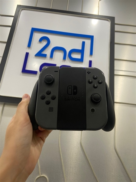 Joycon Nintendo Switch - Màu đen - Ngoại hình: 97% - Body - Kèm Grip