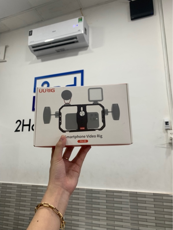Khung Gắn Điện Thoại Cầm Tay Kim Loại Uurig PH-09 + X2 CA-03 - Màu đen - Ngoại hình: 97% - 3 món - Box