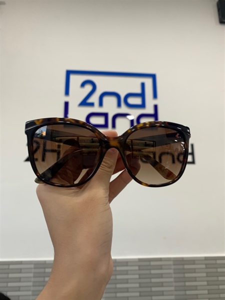 Kính mát Burberry B4270F 3728/87- Màu nâu - Ngoại hình: 98% - Body