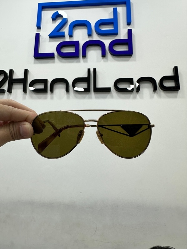 Kính Mát Prada Sunglasses PR 73ZS - Màu Vàng - Ngoại hình 97% - Kính xướt nhẹ - Kèm box