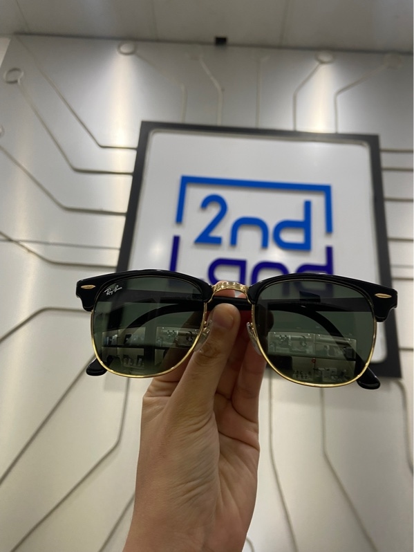 Kính Mát Rayban Club RB3016-W0365 - Màu đen - Ngoại hình: 97% - Xước dăm tròng + gọng kính - Kèm Box