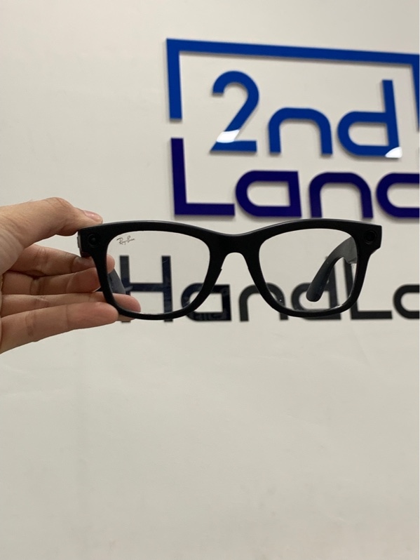 Kính Meta Rayban gen 2 - Màu đen - Ngoại hình: 98% - Đã thay tròng cận, còn tròng gốc xước mèo - Box