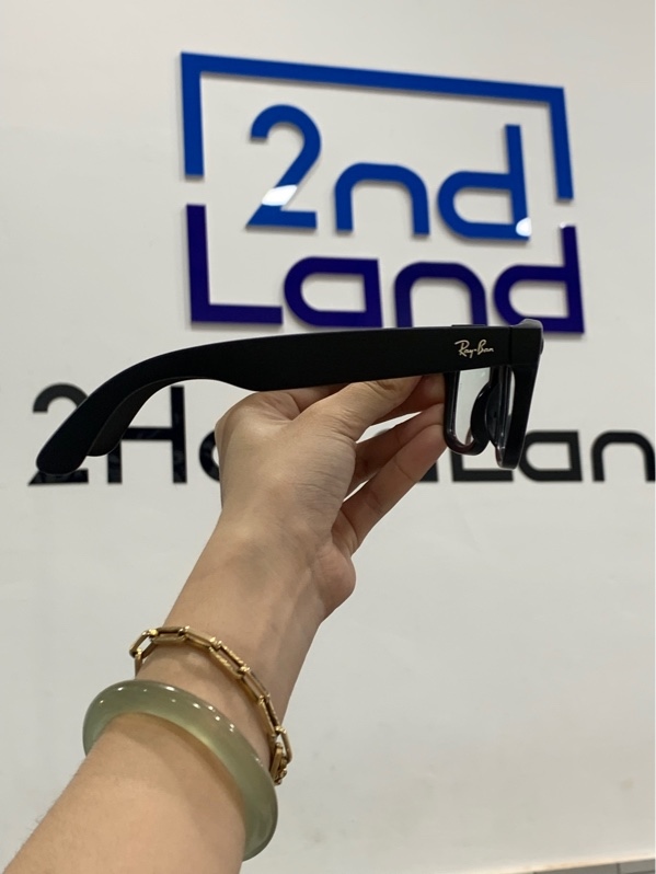 Kính Meta Rayban gen 2 - Màu đen - Ngoại hình: 98% - Đã thay tròng cận, còn tròng gốc xước mèo - Box