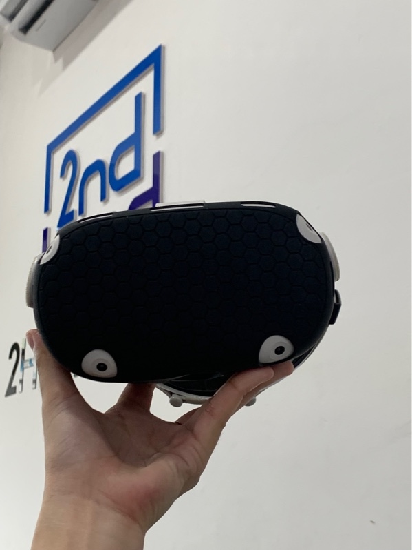 Kính thực tế ảo VR oculus meta quest 2 - 256gb - Màu trắng - Ngoại hình: 97% - Box