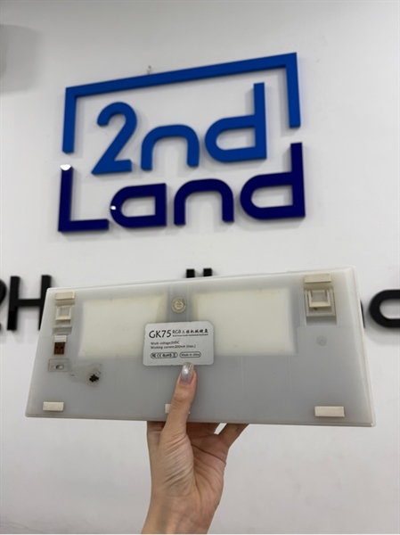 Kit bàn phím cơ Artnix GK75 - Màu trắng - Ngoại hình 97% - Kèm receiver gỉ , dây 2