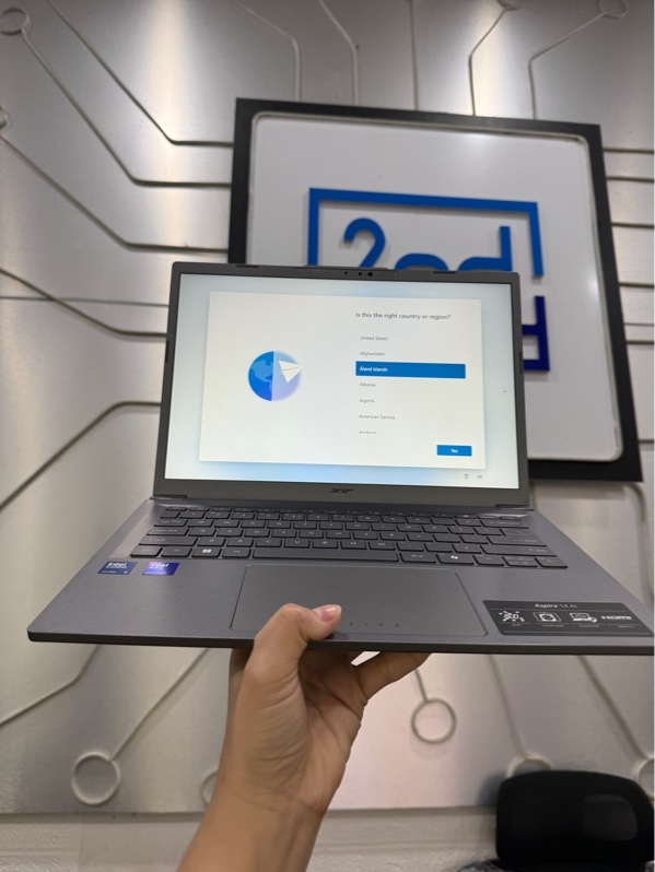 Laptop Acer Aspire 14 AI - Intel Core Ultra 5 226V - Ram 16/1TB - Intel Arc 130V GPU - Màn cảm ứng - Màu xám - Pin 96% - Ngoại hình: 98% - Kèm sạc