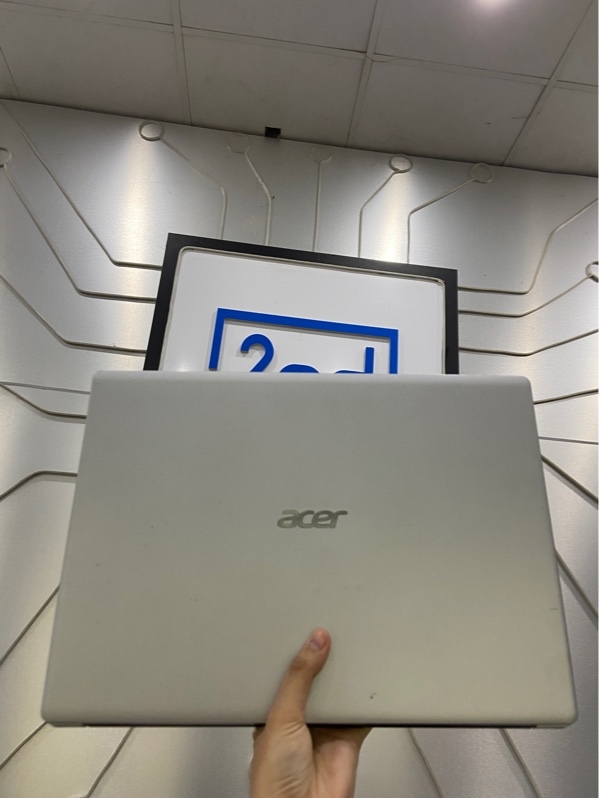 Laptop Acer Aspire 3 A314-35 - Intel Pentium Sliver N6000 - Ram 12/256GB - Pin 68% - Màu bạc - Ngoại hình: 97% - Màn phản quang nhẹ - Kèm sạc