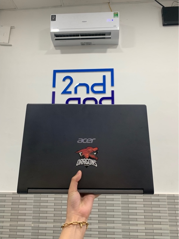 Laptop Acer aspire 7 a71-542g - Ryzen 5-5500u - GTX 1650 4gb - Ram 16gb/ssd 256gb - Màu đen - Pin 65% - Ngoại hình: 96% - Trầy xước, màn ám hồng - Kèm sạc