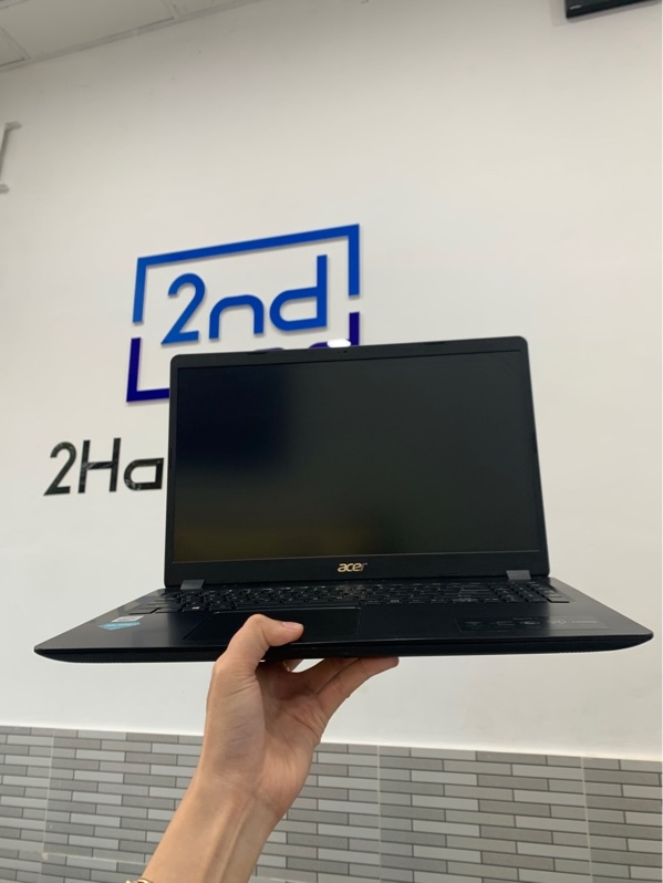 Laptop Acer Aspire A135-54 - i5-10210U - 4GB/256GB SSD - Màu đen - Pin 100% đã thay - Ngoại hình: 97% - Kèm sạc