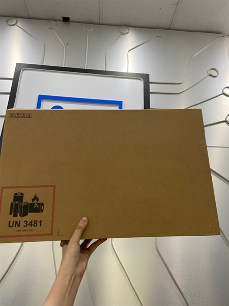 Laptop Acer Aspire A315-54 - I5-10210U - Ram 8/256GB SSD - Pin 45% - Màu đen - Ngoại hình: 97.5% - Touchpad liệt click vật lí, mất loa trái, webcam mờ, màn 2 đốm phản quang, ám hồng nặng - FullBox 3