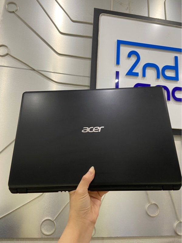 Laptop Acer Aspire A315-56 - Intel core i5-1035G1 - Ram 4/256GB SSD - Sức khỏe ổ 99 527 Giờ - Màu đen - Ngoại hình: 97.5% - Màn ám viền, màn in phím, xước thân - Kèm sạc