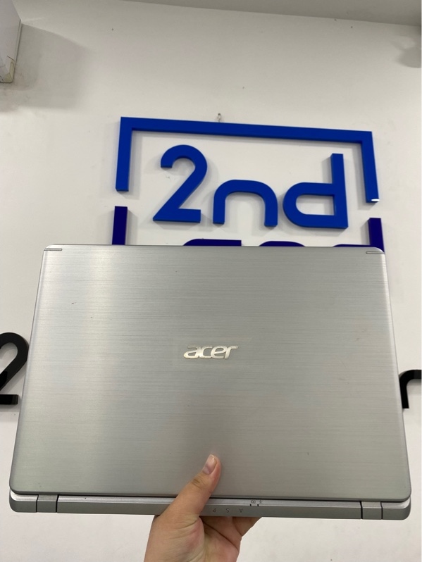 Laptop Acer Aspire A515-53 - i5-8265 - 4/240GB SSD - Màu bạc - Pin 63% - Ngoại hình 97% - Máy trầy viền, , màn ám vàng , tối viền , phản quang , hằn phím - Kèm sạc