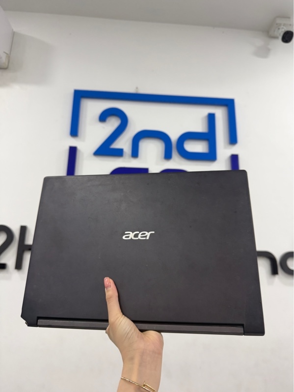 Laptop Acer Aspire A715-41G - AMD Ryzen 7 3750H/GTX 1650 Ti - 8/512gb - Màu đen - Pin 67% - Ngoại hình xấu - Màn hồng , phản quang , hằn phím , bụi trong , đã thay phím , bể bản lề, bể vỏ, cấn, sức khoẻ 76% - Kèm sạc