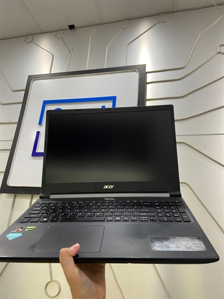 Laptop Acer Aspire A715-42G - AMD Ryzen 5 5500U - Ram 8/512GB SSD - GTX 1650 - Pin 68% - Màu đen - Ngoại hình: 97% - Kèm sạc 1
