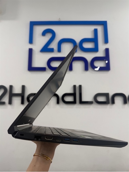 Laptop Acer Aspire A715-42G - Ryzen 5 5500U/GTX 1650 - 16/256GB SSD - Màu đen - Pin 100% - Ngoại hình 96% - Màn hằn phím , phản quang , vàng viền nhẹ , bể bản lề , hở vỏ dưới - Kèm sạc 1