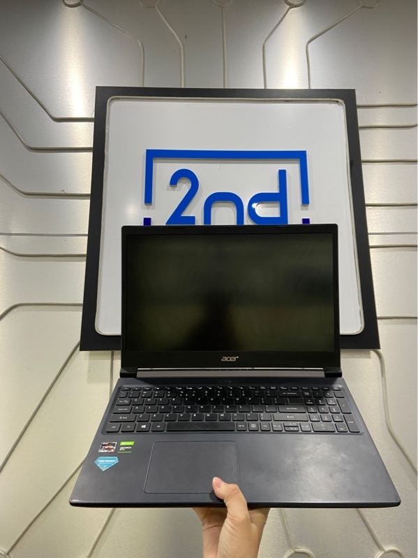 Laptop Acer aspire A715-42G - Ryzen 5 5500U - GTX 1650 - Ram 16/256GB SSD - Pin 81% - Màu xám - Ngoại hình; 98% - Viền ám đỏ - Kèm sạc