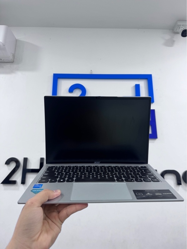 Laptop Acer Aspire AL14-51M - i5-1235U - 16/512GB ssd - Màu bạc - Pin 100% - Ngoại hình 98% - Mất nhiều ốc đáy, trầy xước nhẹ, ổ sức khoẻ 99% - Kèm sạc