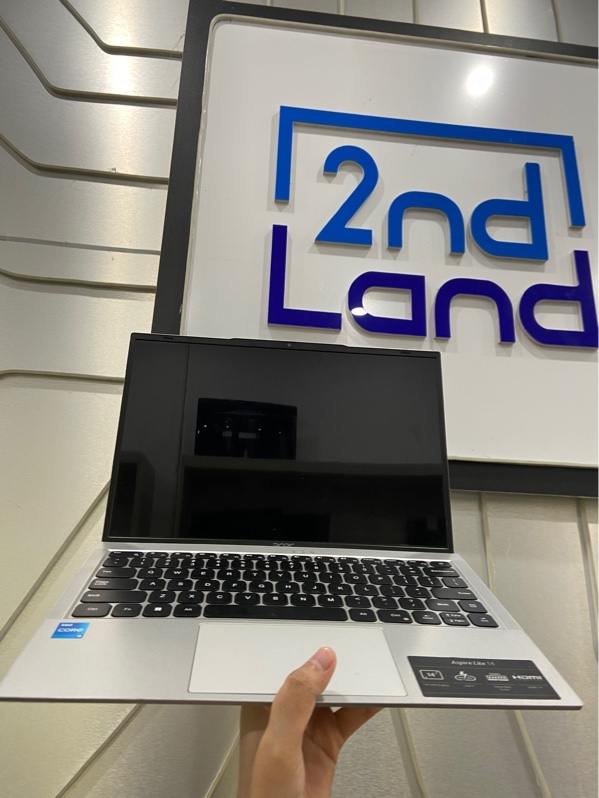 Laptop Acer Aspire AL14-51M - i5-1235U - Ram 16/512GB SSD - Lỗi pin - Màu bạc - Ngoại hình: 97% - Màn ám hồng viền nhẹ - Kèm sạc