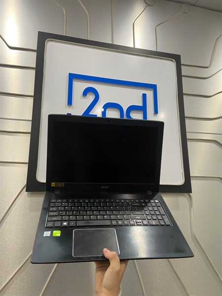 Laptop Acer Aspire E5-576G - i5-8250U - Ram 12GB Geforce MX130 SSD 256GB HDD500GB - Pin 70% - Màu đen - Ngoại hình: 98% - Body - Kèm sạc 1