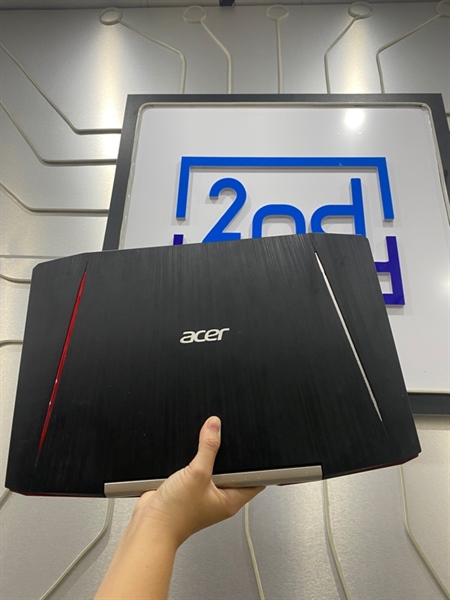 Laptop Acer Aspire VX5-519G - Intel core i5-7300 HQ - Ram 8/128GB SSD/1T HDD - Card Nvidia Geforce GTX 1050 - Pin chai - Màu đen - Ngoại hình: 98% - loa rè nhẹ, màn ám viền hồng phan quang, - Kèm sạc